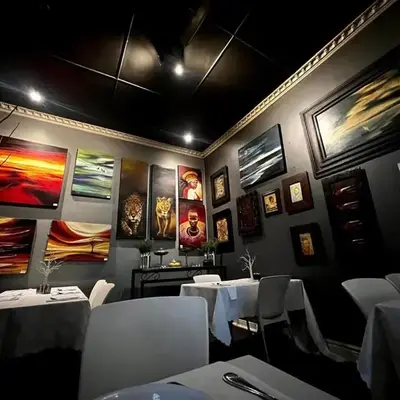 44 on Ennis Guest Lodge and Restaurant -
