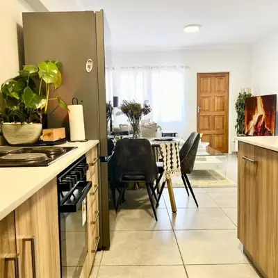 Suburban Suites at The Reeds