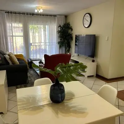 2e - No load shedding 2 bed home to relax into