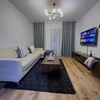 Luxurious 2 bedroom Apartment!