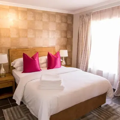 3 Lux Suites