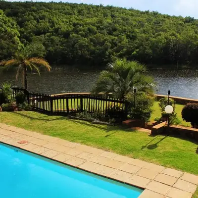 Bass Lake Country Lodge