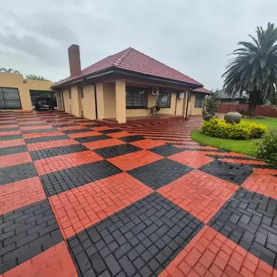 Ithonsi Guesthouse